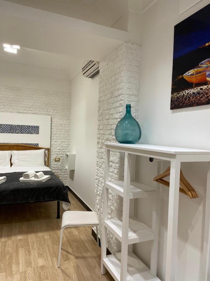 Centro Citta Basement Hotel Palermo Ngoại thất bức ảnh