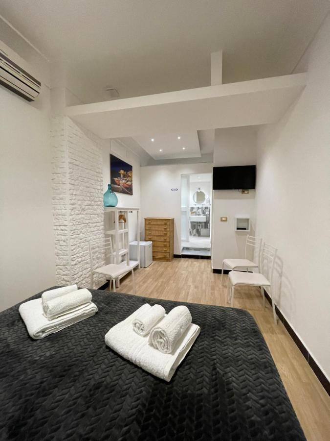 Centro Citta Basement Hotel Palermo Ngoại thất bức ảnh